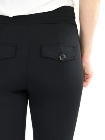 Travelbroek zwart met achterkleppen